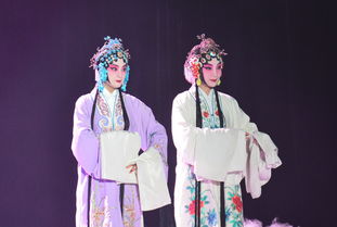 古代戏曲穿什么服饰