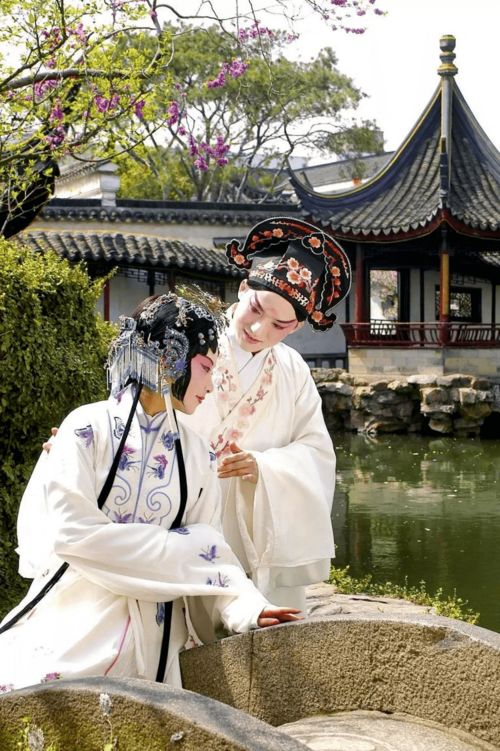 桃花庵戏曲讲什么内容